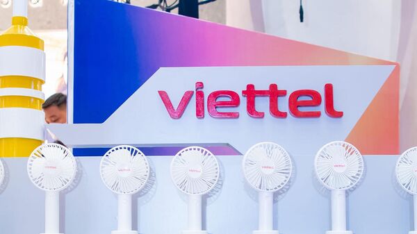 Quà tặng lưu niệm của công ty Viettel - Sputnik Việt Nam