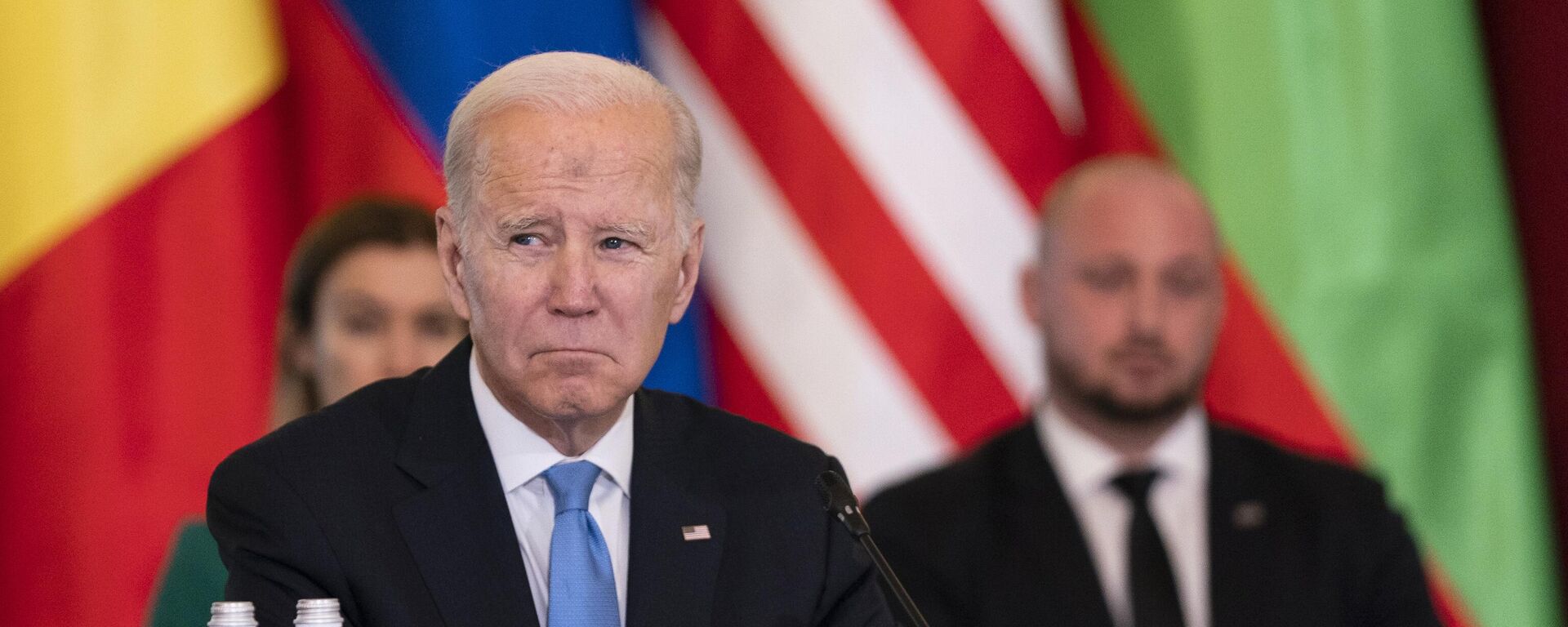 Tổng thống Hoa Kỳ Joe Biden tại cuộc họp của chín nhà lãnh đạo Bucharest ở Warsaw, ngày 22 tháng 2 năm 2023 - Sputnik Việt Nam, 1920, 21.05.2023