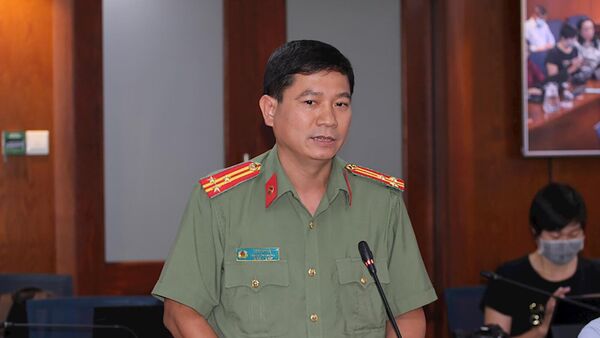 Thượng tá Lê Mạnh Hà thông tin tại buổi họp báo - Sputnik Việt Nam