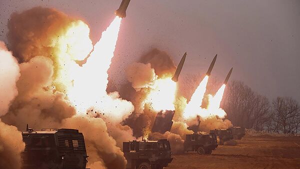 Các vụ phóng tên lửa trong cuộc tập trận ở Bắc Triều Tiên. - Sputnik Việt Nam