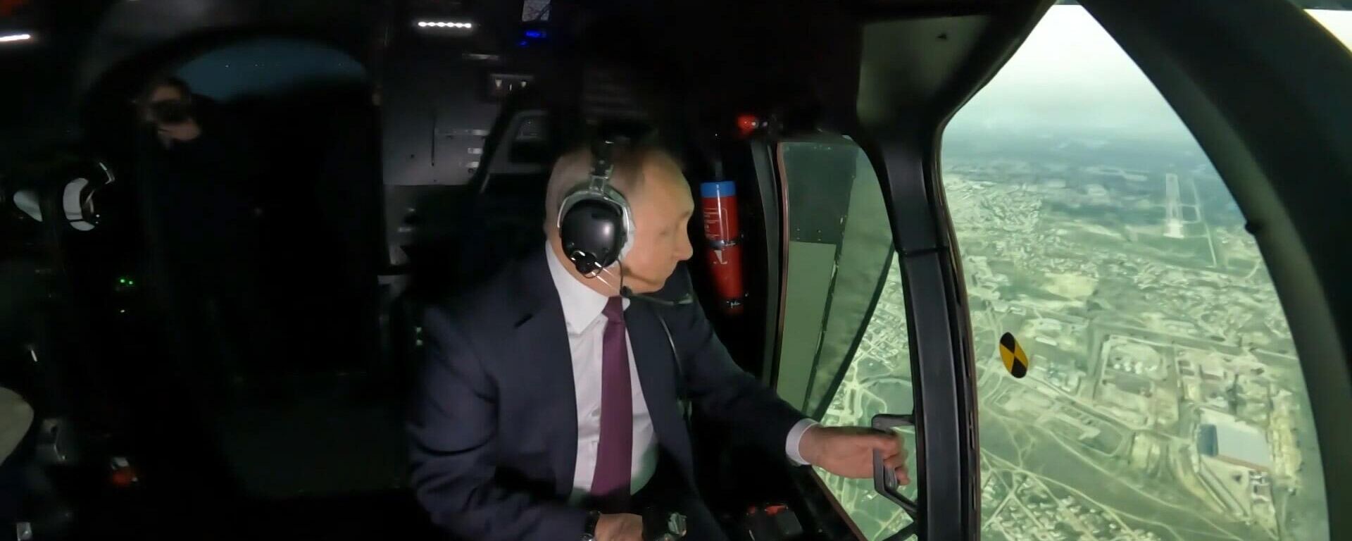 Tổng thống Putin thử nghiệm trực thăng giả lập Mi-171A2 - Sputnik Việt Nam, 1920, 15.03.2023