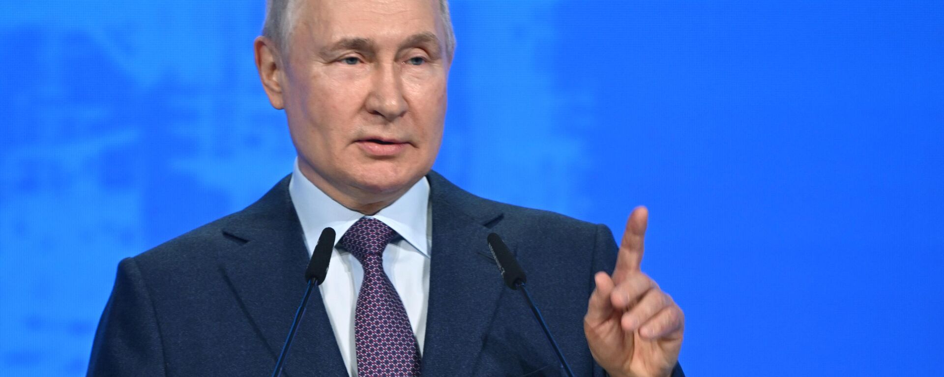 Tổng thống Nga Vladimir Putin phát biểu tại Đại hội lần thứ 17 của Liên minh các nhà công nghiệp và doanh nhân Nga - Sputnik Việt Nam, 1920, 26.03.2023