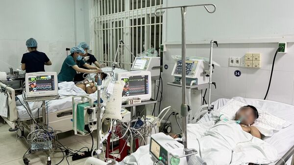 Bệnh viện Chợ Rẫy hỗ trợ Quảng Nam điều trị cho các trường hợp ngộ độc Botulinum - Sputnik Việt Nam