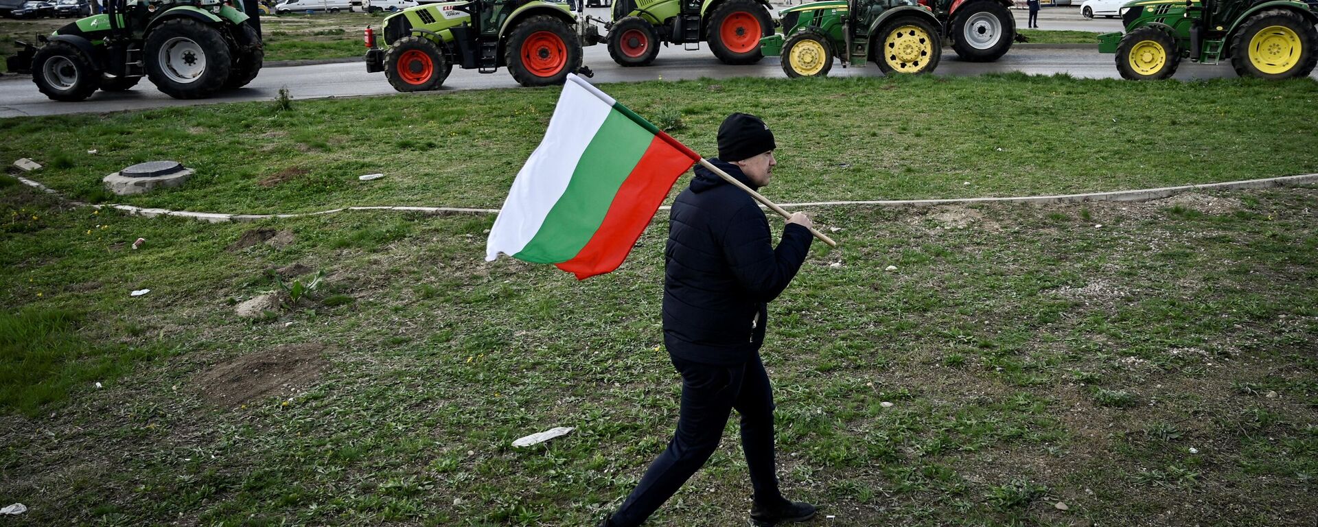 Nông dân Bulgaria tham gia cuộc biểu tình chống vận chuyển ngũ cốc Ukraina - Sputnik Việt Nam, 1920, 23.04.2023