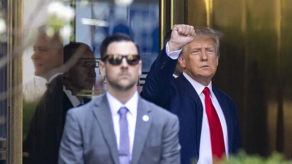 Donald Trump ra tòa Ở New York - Sputnik Việt Nam