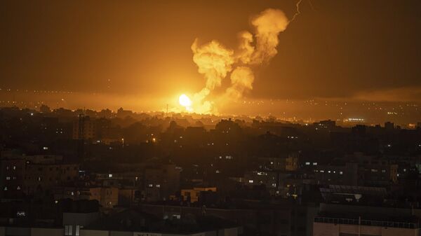 Israel tấn công tên lửa vào Dải Gaza - Sputnik Việt Nam