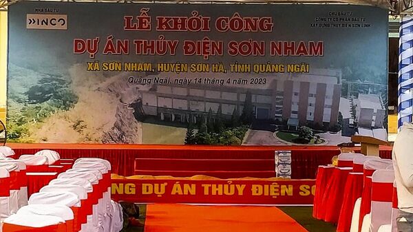 Giả mạo đối tác chủ đầu tư, làm lễ khởi công dự án thủy điện Sơn Nham ở xã Sơn Nham, huyện Sơn Hà - Sputnik Việt Nam