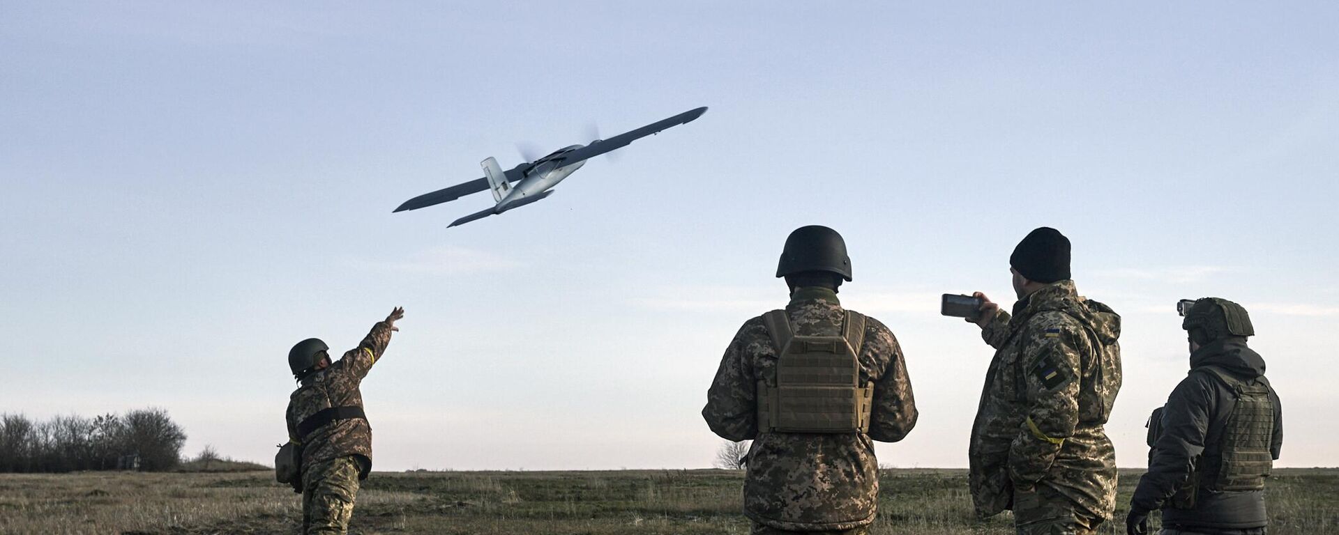 Quân đội Ukraina phóng máy bay không người lái. - Sputnik Việt Nam, 1920, 11.09.2023