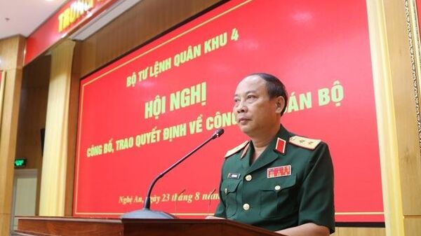 Trung tướng Trần Võ Dũng, Chính ủy Quân khu 4 , Bộ Quốc phòng - Sputnik Việt Nam