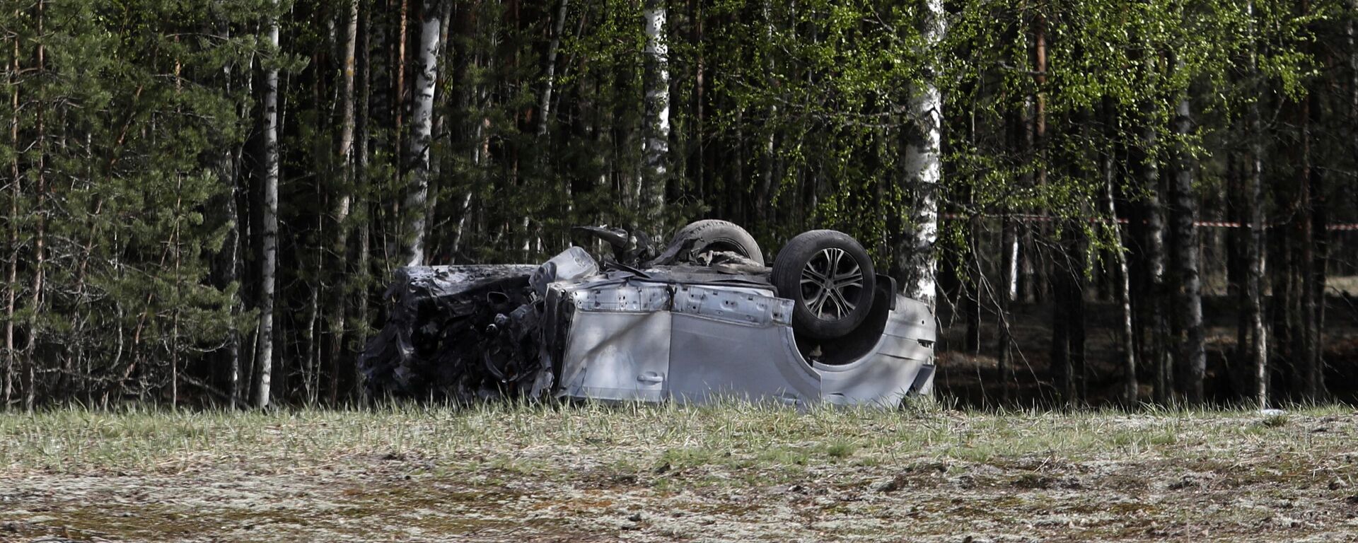 Xe ô-tô của một nhà văn nổi tiếng ở Nga bị nổ - Sputnik Việt Nam, 1920, 07.05.2023