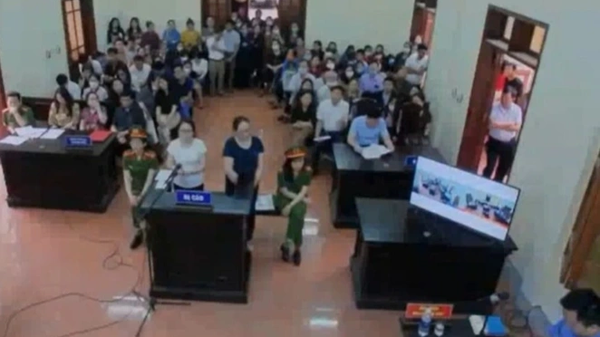 Phiên tòa xét xử bị cáo Lê Thị Dung và bị cáo Nguyễn Thị Hương  - Sputnik Việt Nam