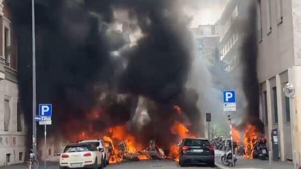 Vụ nổ tại trung tâm thành phố Milan - Sputnik Việt Nam