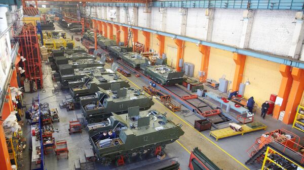 Lắp ráp xe bọc thép chở quân BTR-MDM Rakushka trong xưởng của Тổ hợp sản xuất chế tạo Kurganmashzavod - Sputnik Việt Nam