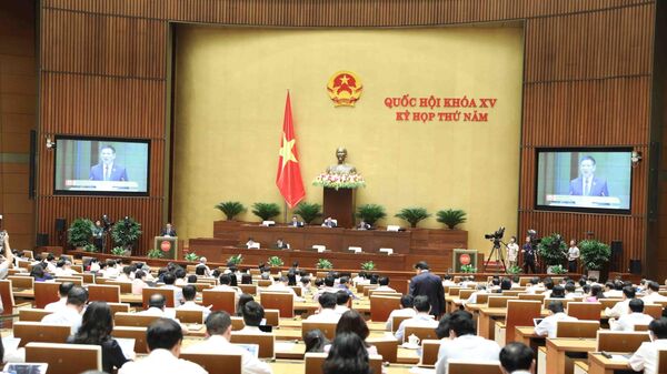 Kỳ họp thứ 5, Quốc hội khóa XV: Thảo luận về dự án Luật Đấu thầu (sửa đổi) - Sputnik Việt Nam