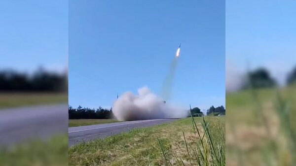 Bộ Quốc phòng Nga công bố video tấn công đám khủng bố Ukraina khi chúng cố xâm nhập tỉnh Belgorod - Sputnik Việt Nam