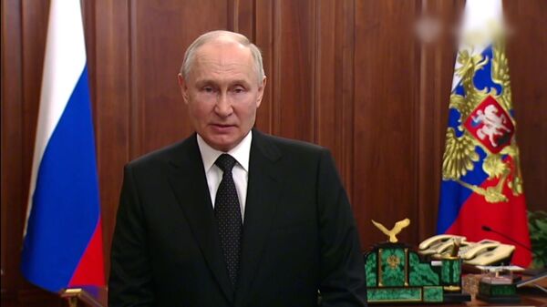 Tổng thống Vladimir Putin phát biểu với các công dân và Lực lượng vũ trang Nga - Sputnik Việt Nam