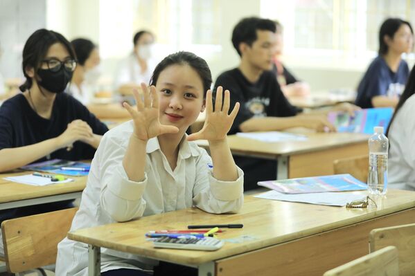Thí sinh Hà Nội thi ngày thi thứ 2 - Kỳ thi tốt nghiệp THPT năm 2023 - Sputnik Việt Nam