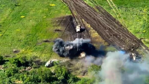 Bộ Quốc phòng Nga công bố video phá hủy các phương tiện quân sự của Lực lượng vũ trang Ukraina - Sputnik Việt Nam