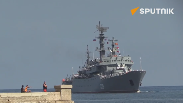 Tàu huấn luyện “Perekop” của Nga cập cảng thủ đô Cuba - Sputnik Việt Nam