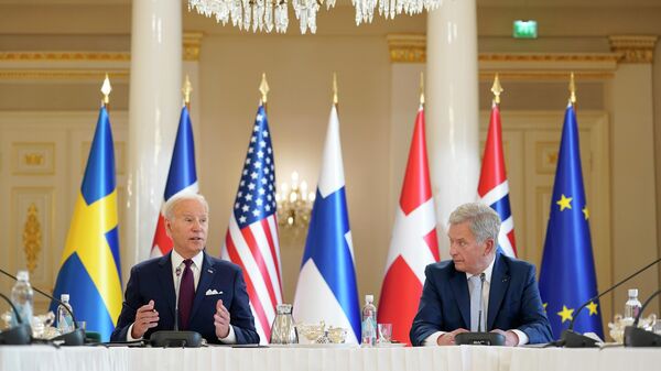Cuộc gặp giữa Tổng thống Hoa Kỳ Joe Biden và Tổng thống Phần Lan Sauli Niinistо - Sputnik Việt Nam
