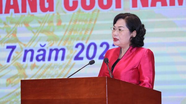 Thống đốc Ngân hàng Nhà nước Việt Nam Nguyễn Thị Hồng phát biểu khai mạc hội nghị - Sputnik Việt Nam
