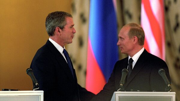 Vladimir Putin, Tổng thống Liên bang Nga và George W. Bush, Tổng thống Hoa Kỳ - Sputnik Việt Nam