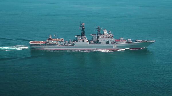 Tàu chống ngầm cỡ lớn Admiral Tributs của Hải quân Nga tại cuộc tập trận chung của Nga và Trung Quốc ở Biển Nhật Bản Phía Bắc. Tương tác - 2023 - Sputnik Việt Nam