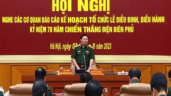 Thượng tướng Nguyễn Tân Cương phát biểu chỉ đạo tại hội nghị - Sputnik Việt Nam