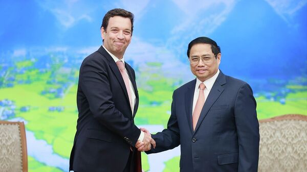 Thủ tướng Phạm Minh Chính tiếp Chủ tịch HĐQT Tập đoàn Abbott (Hoa Kỳ) - Sputnik Việt Nam