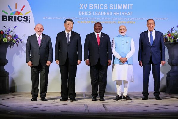 Lễ chụp ảnh Trưởng các phái đoàn BRICS tại Johannesburg - Sputnik Việt Nam