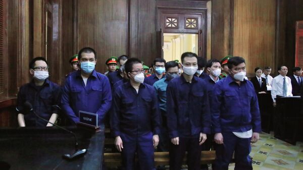 Xét xử 13 cựu cán bộ Công an phường Phú Thọ Hòa - Sputnik Việt Nam