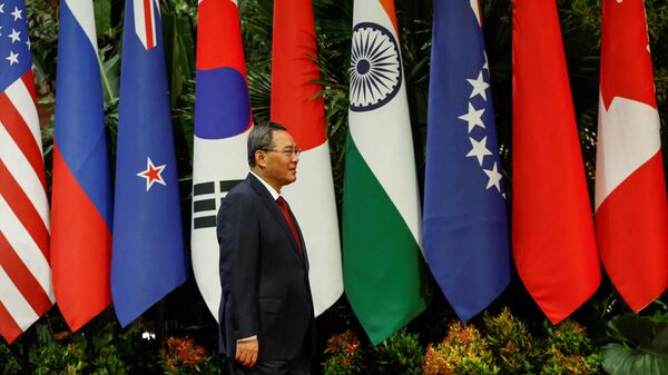 Thủ tướng Trung Quốc Lý Cường tại Hội nghị cấp cao ASEAN ở Indonesia - Sputnik Việt Nam