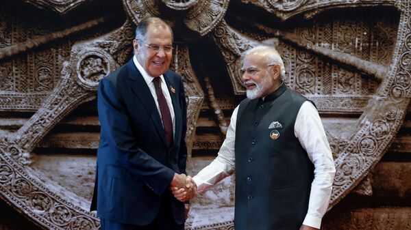 Thủ tướng Ấn Độ Narendra Modi và Ngoại trưởng Nga Sergei Lavrov - Sputnik Việt Nam