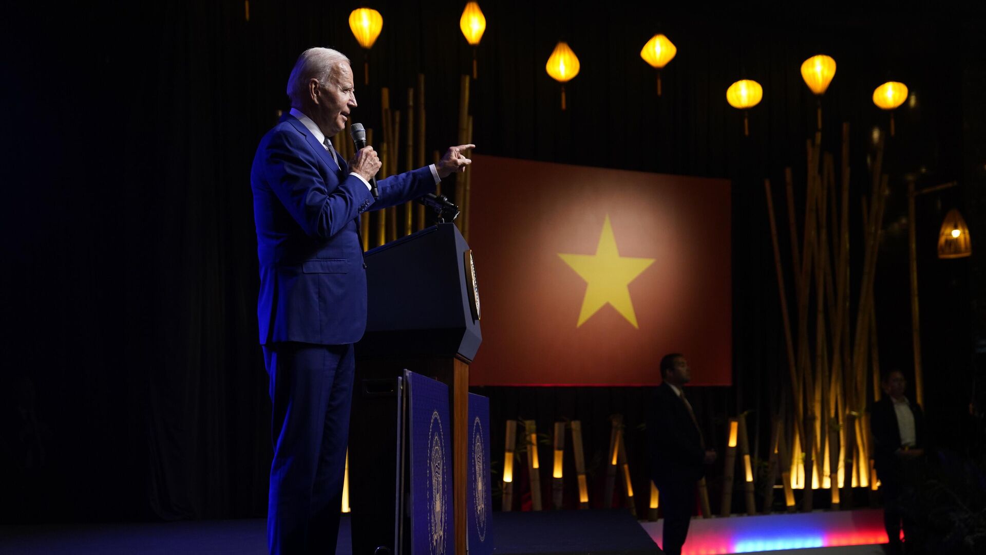 Tổng thống Mỹ Joe Biden họp báo tại Hà Nội, Việt Nam - Sputnik Việt Nam, 1920, 15.09.2023