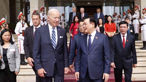 Chủ tịch Quốc hội Vương Đình Huệ hội kiến Tổng thống Hoa Kỳ Joe Biden  - Sputnik Việt Nam