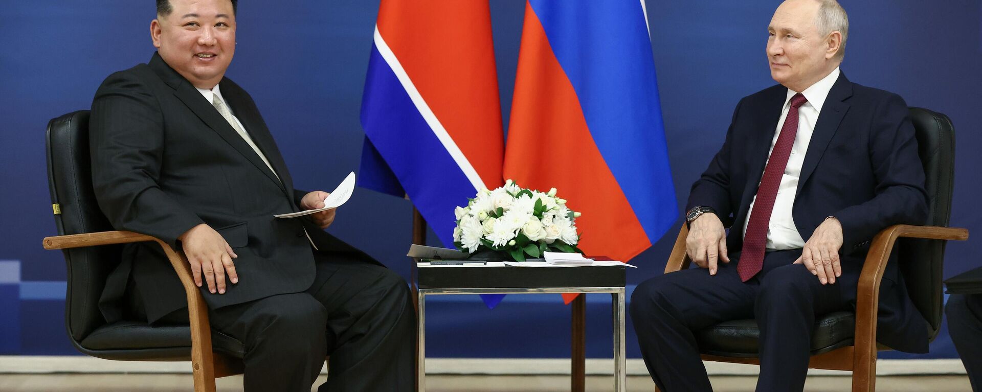 Tổng thống Putin đã gặp Kim Jong-un, người vừa đến Sân bay vũ trụ Vostochny - Sputnik Việt Nam, 1920, 14.09.2023