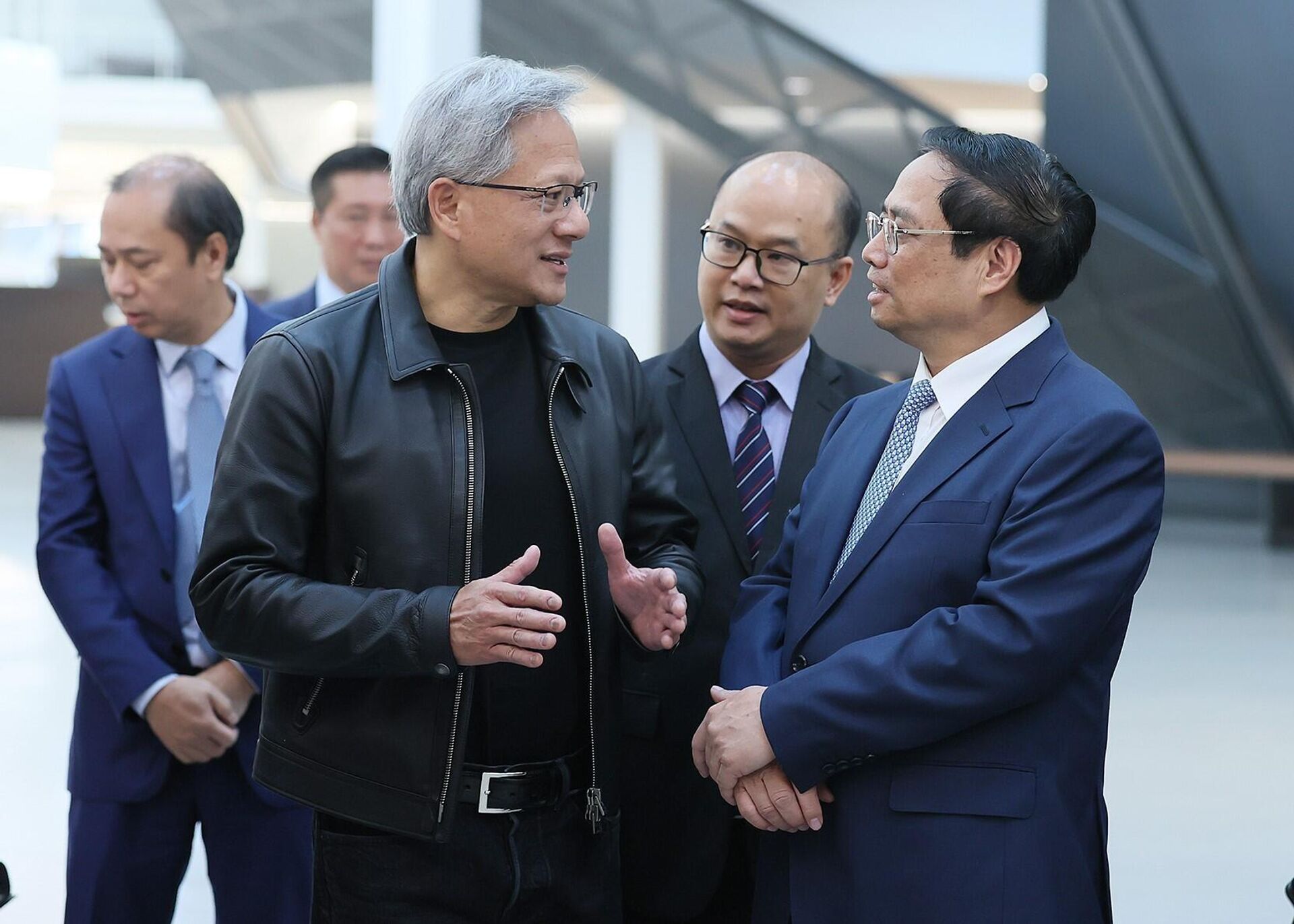 Chủ tịch và đồng sáng lập của NVIDIA Jensen Huang giới thiệu với Thủ tướng Phạm Minh Chính về Công ty NVIDIA - Sputnik Việt Nam, 1920, 19.09.2023
