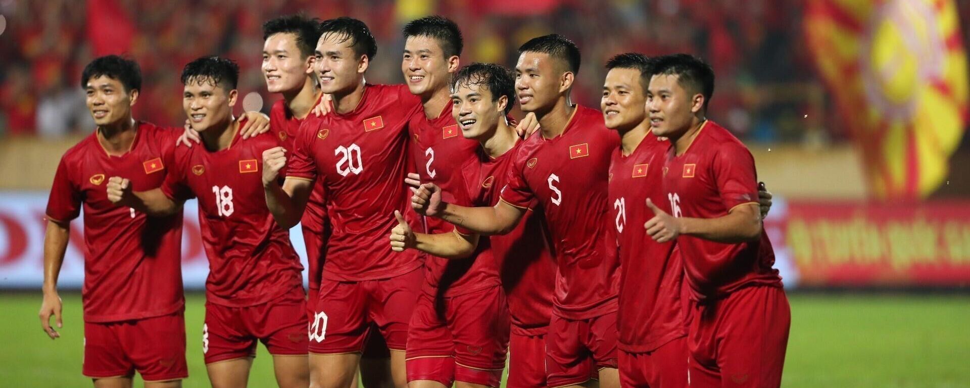 Giao hữu bóng đá quốc tế: Việt Nam thắng Palestine 2-0 - Sputnik Việt Nam, 1920, 25.09.2023