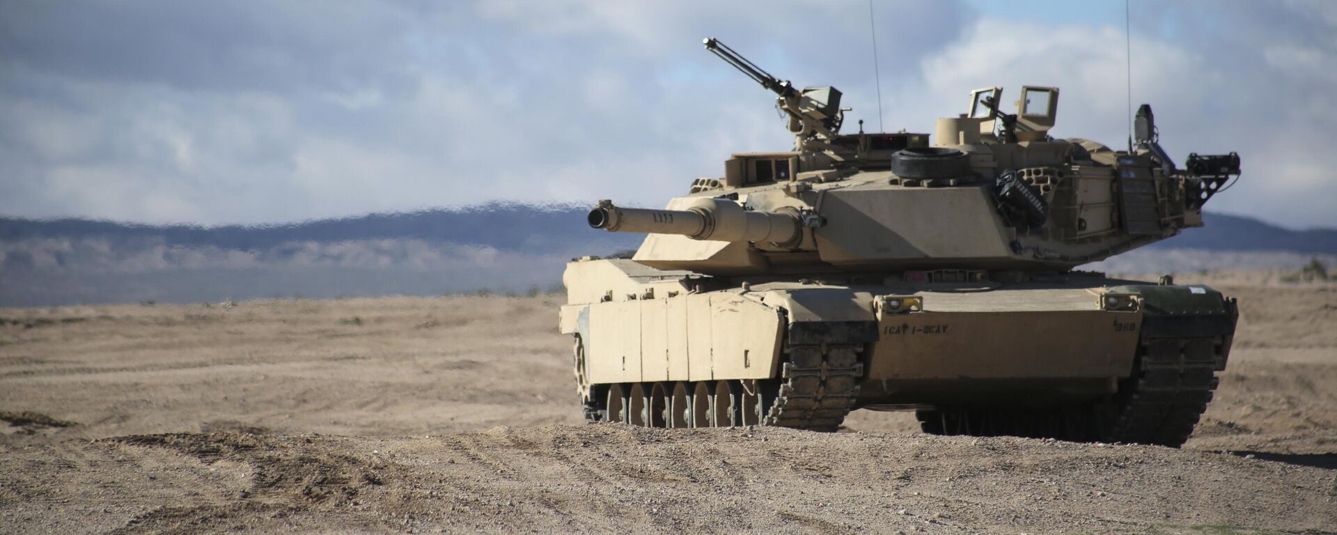 Цена танка абрамс 2023. Основной боевой танк США. Танк леопард и Абрамс. Танков Challenger 2. Боевые танки типа Abrams.