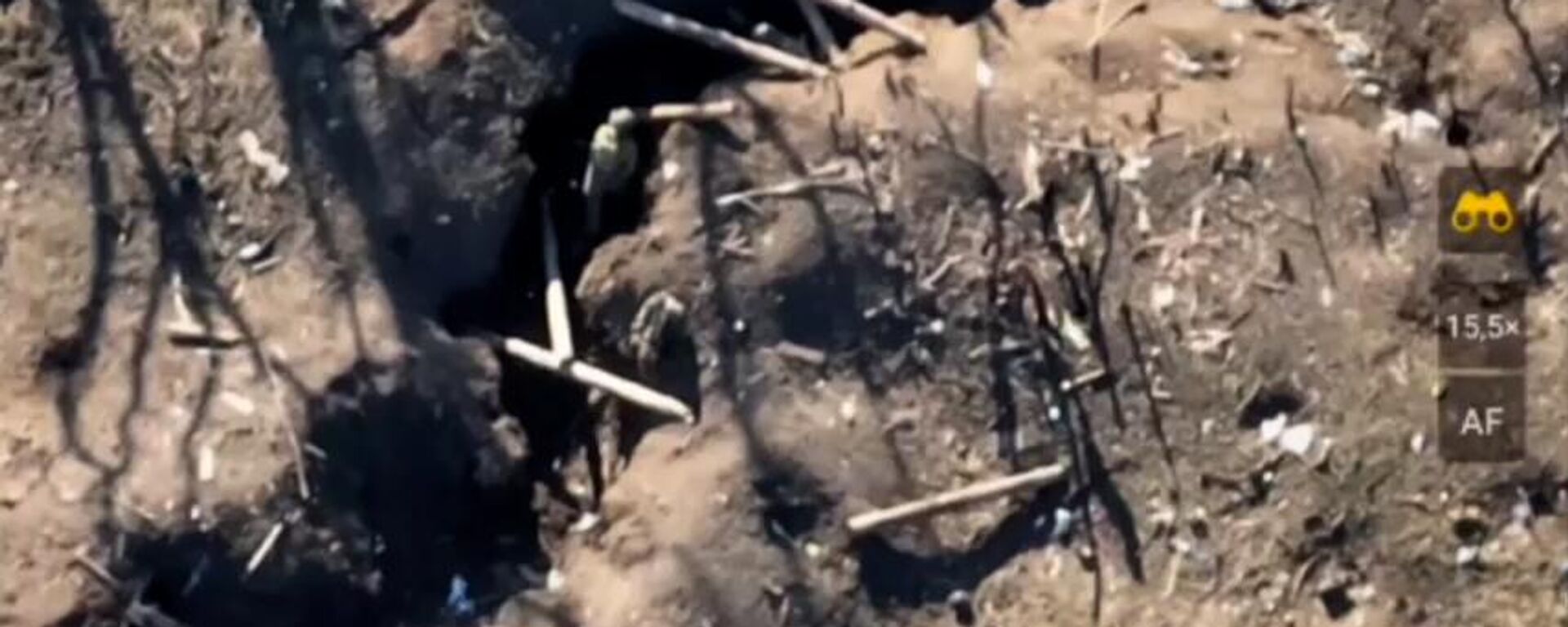 Người điều khiển UAV Nga phá hủy hầm đào của LLVT Ukraina bằng đòn tấn công trực tiếp - Sputnik Việt Nam, 1920, 08.10.2023