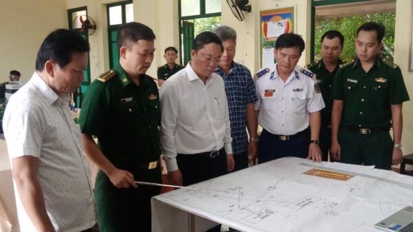 Quảng Nam thành lập Sở chỉ huy tìm kiếm cứu nạn khẩn cấp để tìm kiếm 15 người mất tích của tàu câu mực bị chìm trên vùng biển - Sputnik Việt Nam