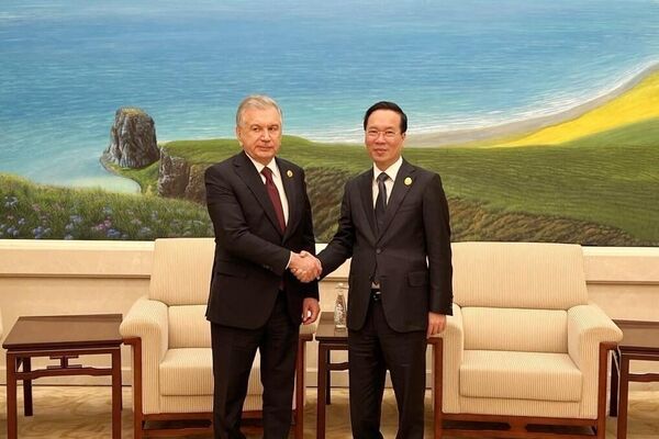 Chủ tịch nước Võ Văn Thưởng gặp Tổng thống CH Uzbekistan Shavkat Mirziyoyev - Sputnik Việt Nam
