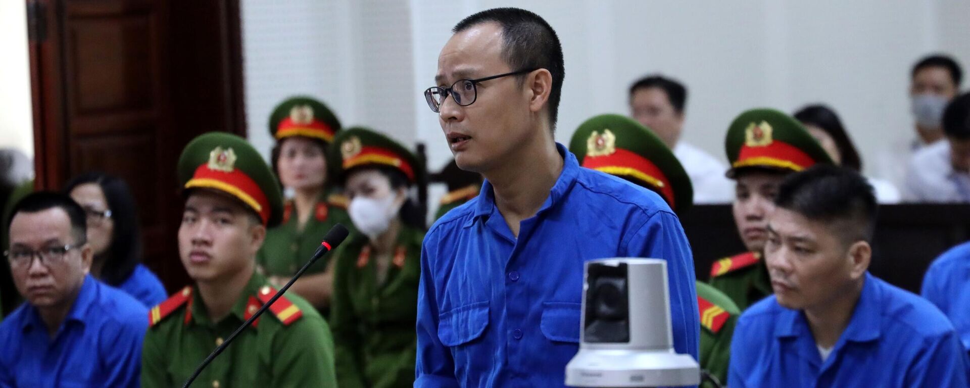 Vụ án AIC: Xét xử vụ án vi phạm quy định về đấu thầu gây hậu quả nghiêm trọng xảy ra tại Sở Y tế Quảng Ninh - Sputnik Việt Nam, 1920, 23.10.2023