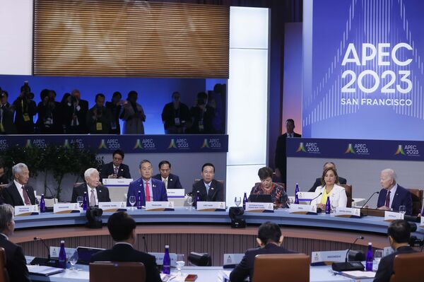 Chủ tịch nước Võ Văn Thưởng dự Phiên họp hẹp các Nhà lãnh đạo các nền kinh tế APEC. - Sputnik Việt Nam