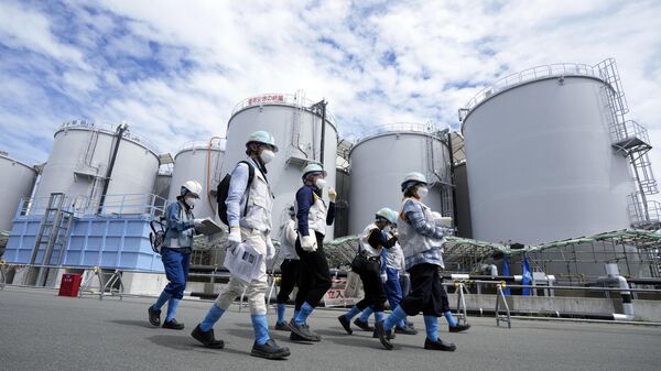Vụ xả thải nước nhiễm phóng xạ Fukushima-1 - Sputnik Việt Nam