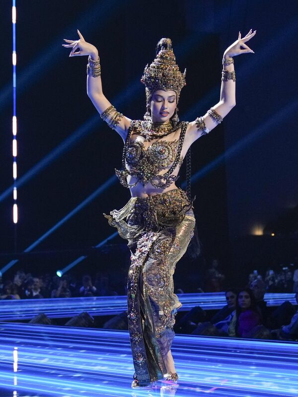 Thí sinh Thái Lan Anntonia Porsild tham dự cuộc thi Hoa hậu Hoàn vũ - Sputnik Việt Nam