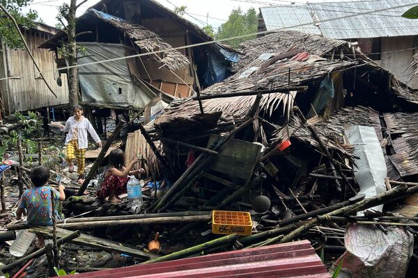 Thiệt hại do động đất ngoài khơi Philippines gây ra - Sputnik Việt Nam