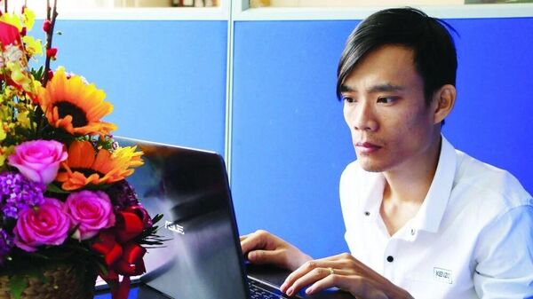 Lê Thúc Vinh là người sáng lập - CEO của Công Ty Cổ Phần Công Nghệ Vidoco - Sputnik Việt Nam