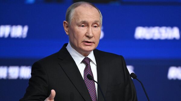 Tổng thống Nga V. Putin tham gia diễn đàn VTB “Nước Nga kêu gọi!” - Sputnik Việt Nam