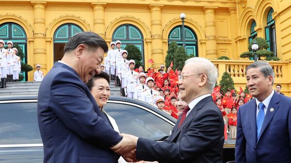 Lễ đón Tổng Bí thư, Chủ tịch nước Trung Quốc Tập Cận Bình thăm cấp Nhà nước tới Việt Nam - Sputnik Việt Nam